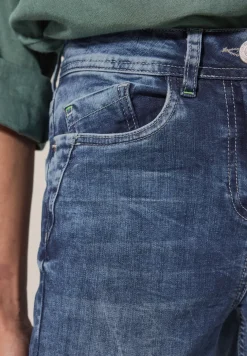 Jeans im Slim Fit