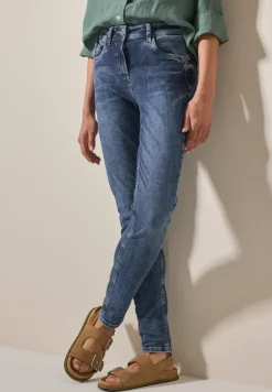 Jeans im Slim Fit