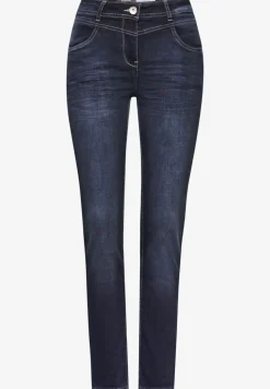 Jeans im Slim Fit