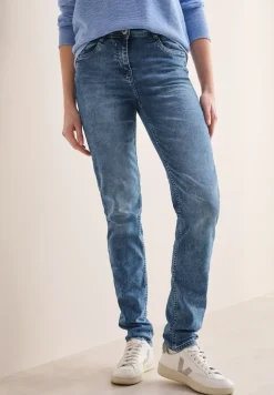 Jeans im Slim Fit