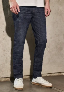 Jeans im Slim Fit