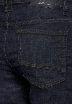 Jeans im Slim Fit