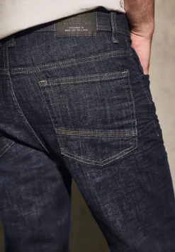 Jeans im Slim Fit