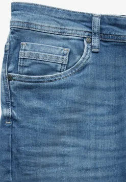 Jeans im Slim Fit