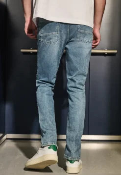 Jeans im Slim Fit