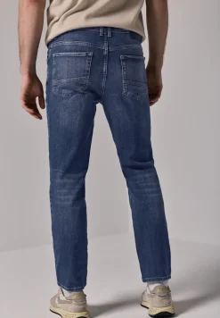 Jeans im Slim Fit