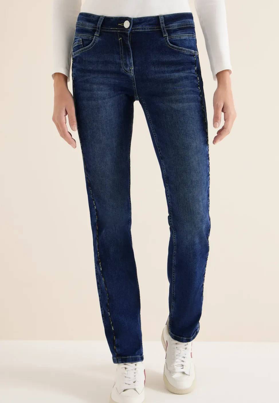 Jeans mit Gallonstreifen
