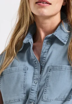 Jeansbluse im Bleached-Look