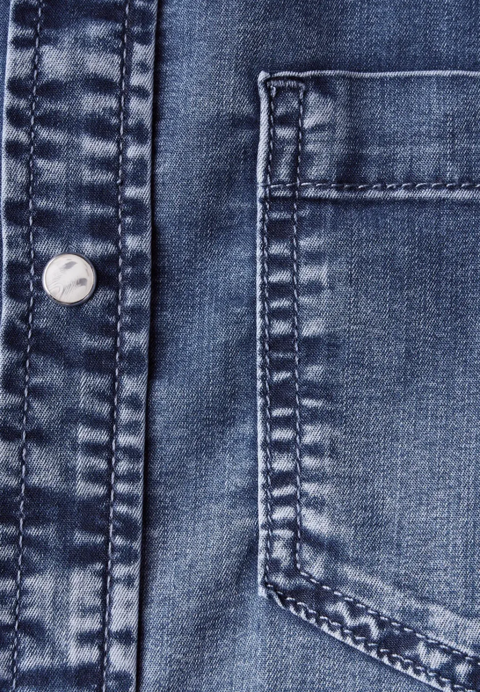 Jeanshemd mit Brusttaschen