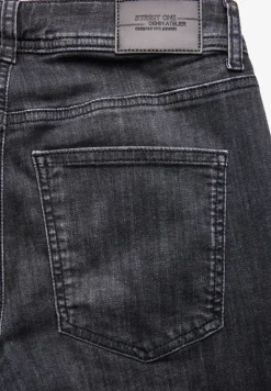 Jeans im Cargo-Look