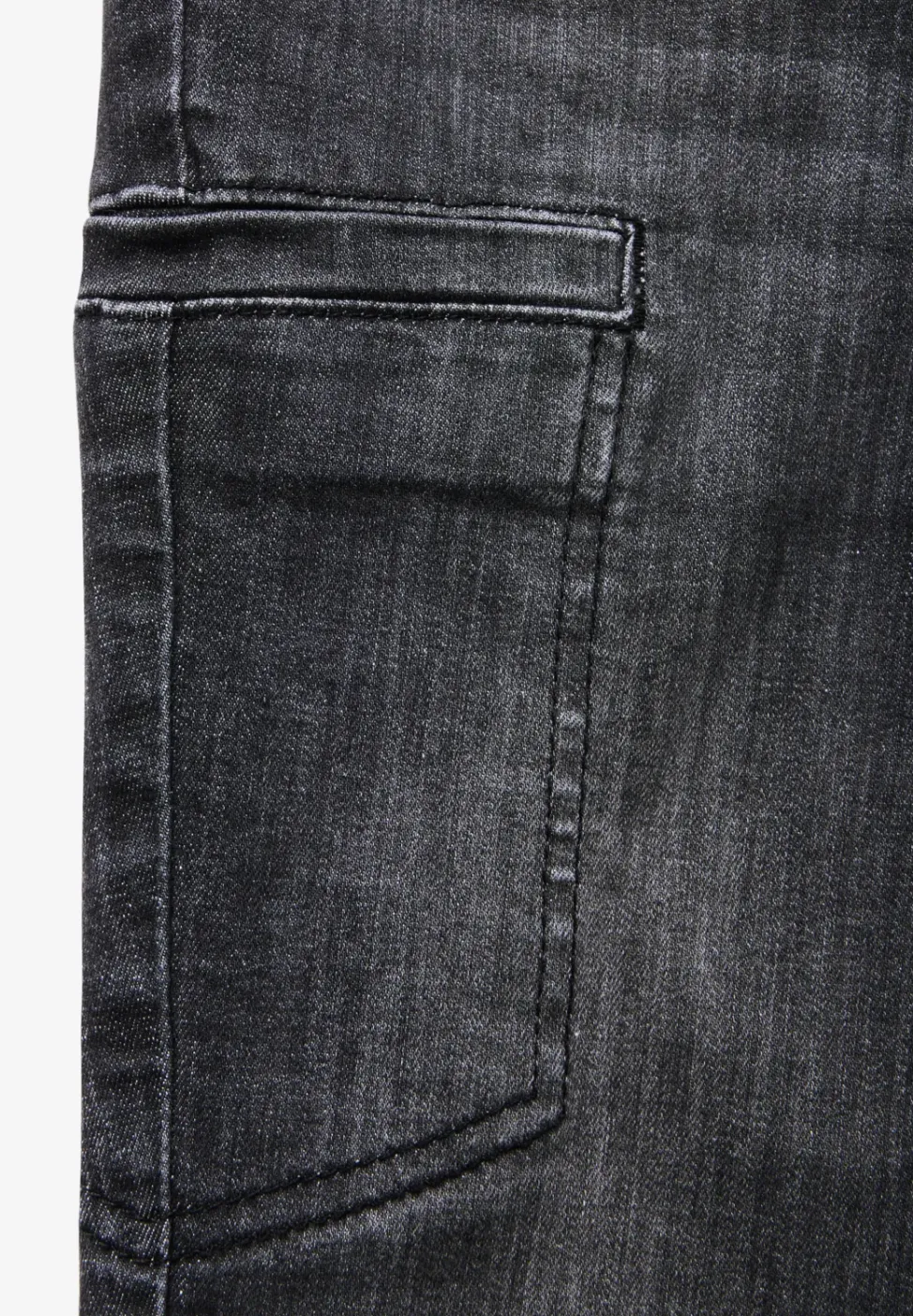 Jeans im Cargo-Look