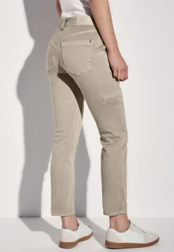 Jeans im Cargo-Look