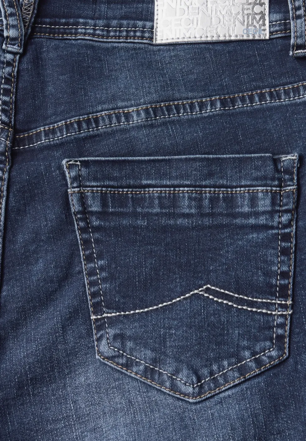 Jeans im Casual Fit