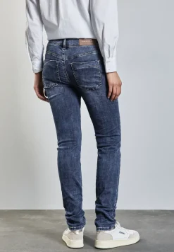 Jeans im Casual Fit