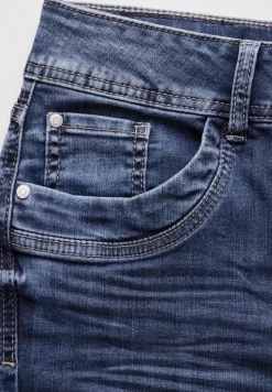Jeans im Casual Fit