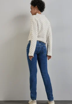 Jeans im Casual Fit