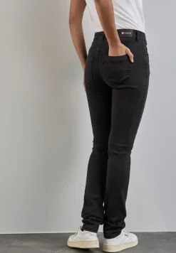 Jeans im Casual Fit
