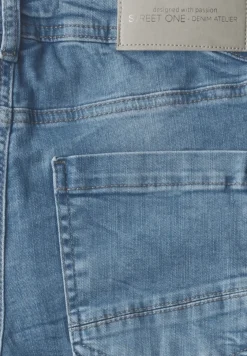 Jeans im Destroyed-Look