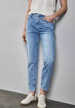 Jeans im Loose Fit