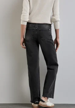 Jeans im Loose Fit