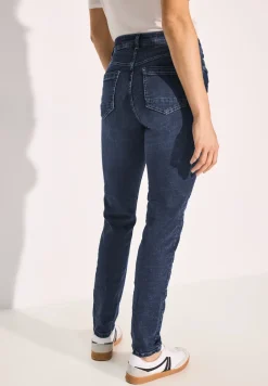 Jeans im Slim Fit