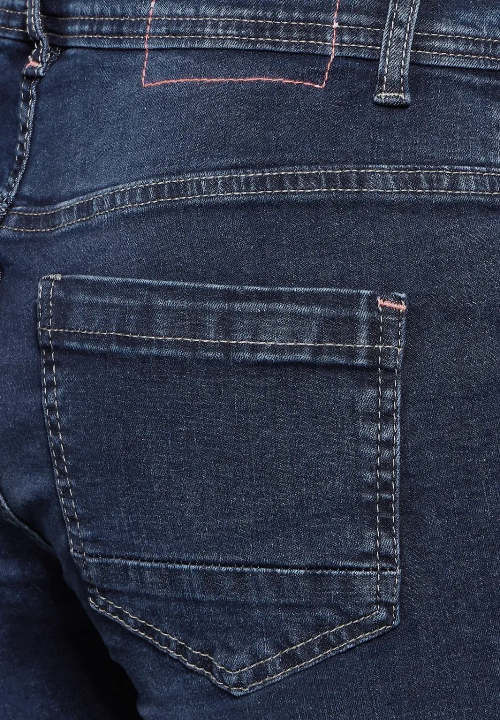 Jeans im Slim Fit