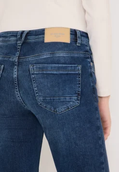Jeans im Slim Fit