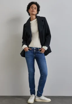 Jeans im Slim Fit