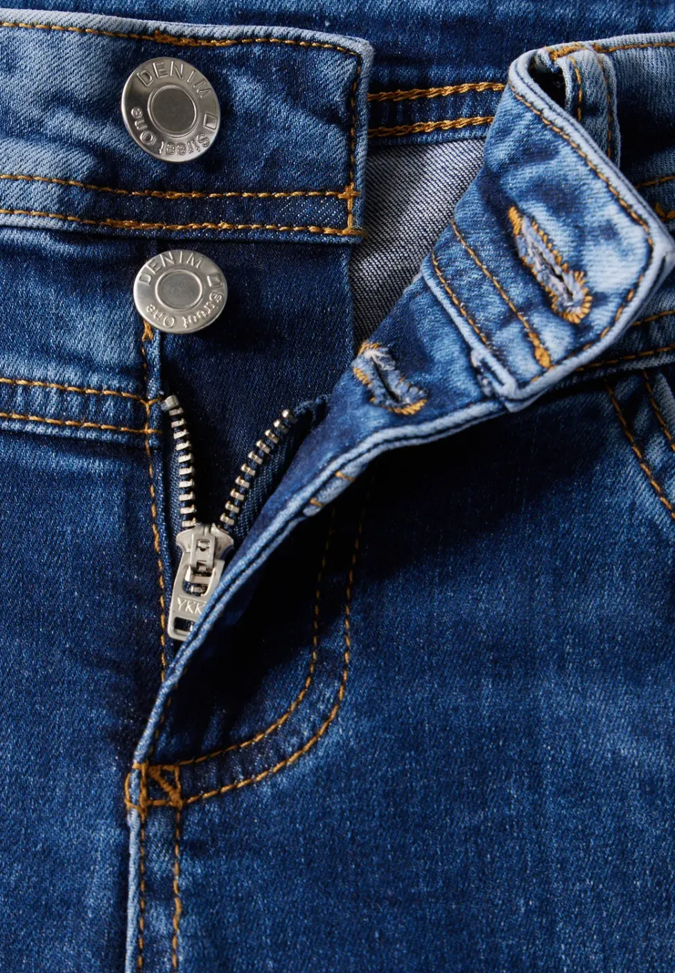 Jeans im Slim Fit