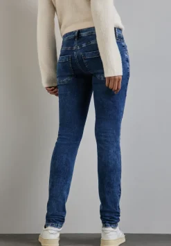 Jeans im Slim Fit