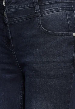 Jeans im Slim Fit