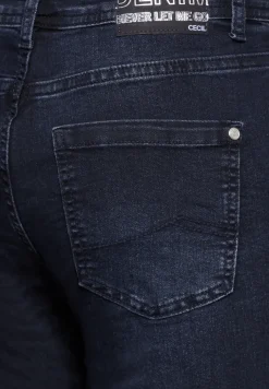 Jeans im Slim Fit