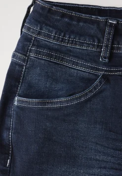 Jeans im Slim Fit