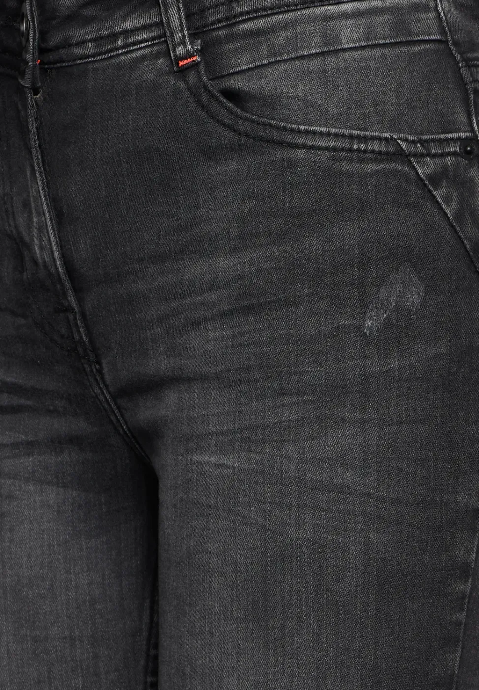Jeans im Slim Fit