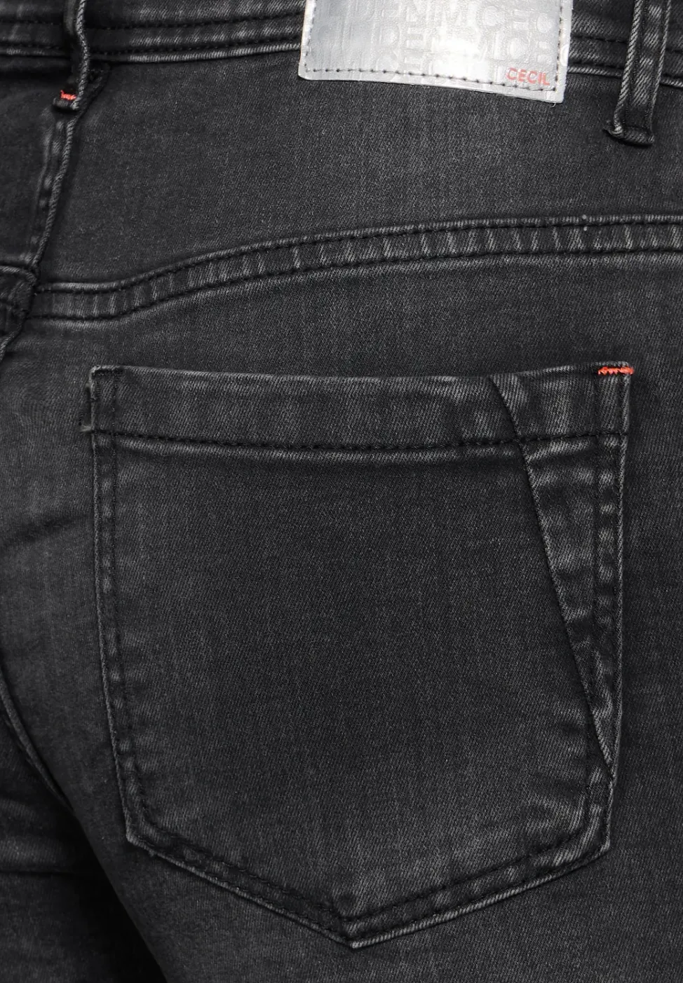 Jeans im Slim Fit