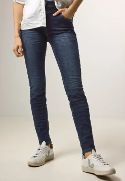 Jeans im Slim Fit