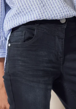 Jeans im Slim Fit
