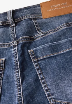 Jeans im Slim Fit