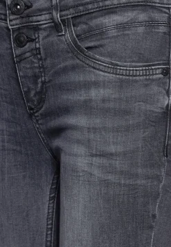 Jeans im Slim Fit
