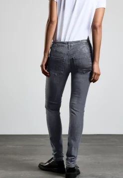 Jeans im Slim Fit