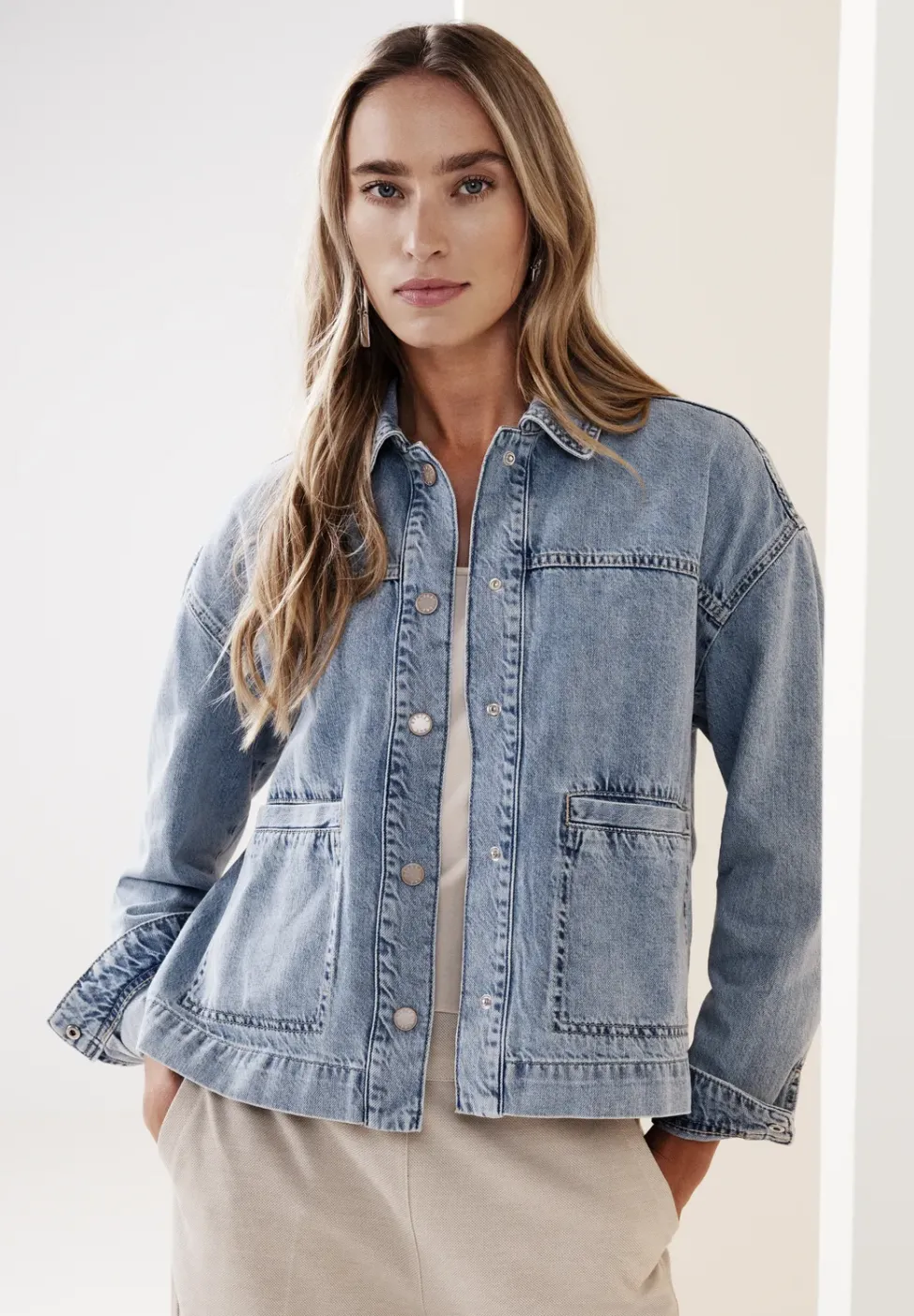 Jeansjacke in heller Waschung