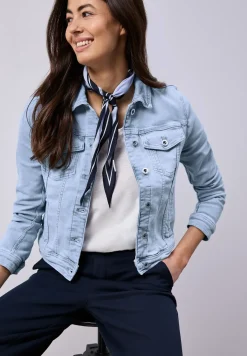 Jeansjacke mit Brusttaschen und Knöpfen