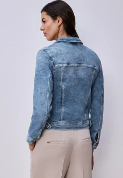 Jeansjacke mit Brusttaschen und Knöpfen