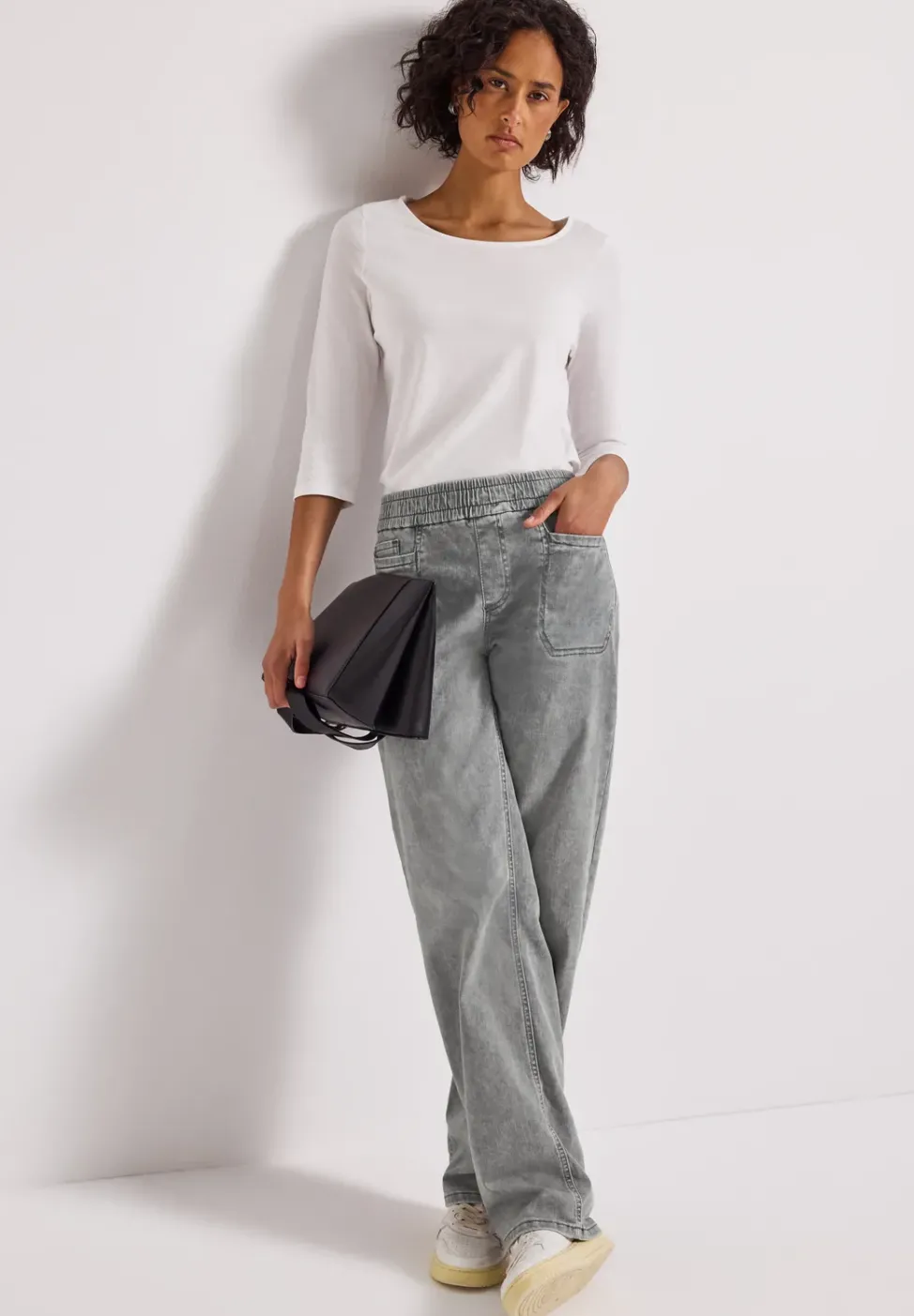 Jeans mit Elastikbund