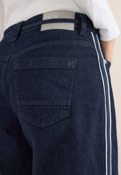 Jeans mit Gallonstreifen