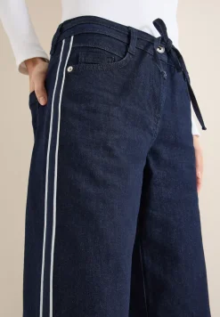 Jeans mit Gallonstreifen