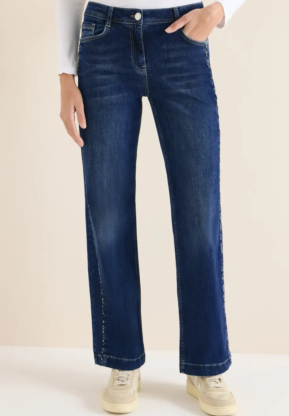 Jeans mit Gallonstreifen