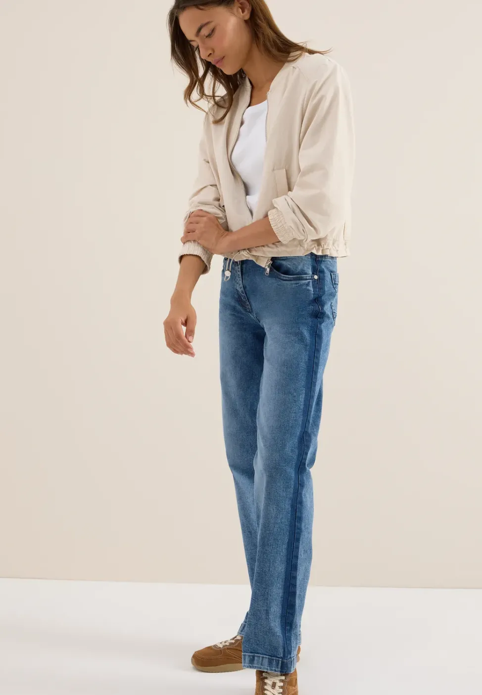 Jeans mit Gallonstreifen