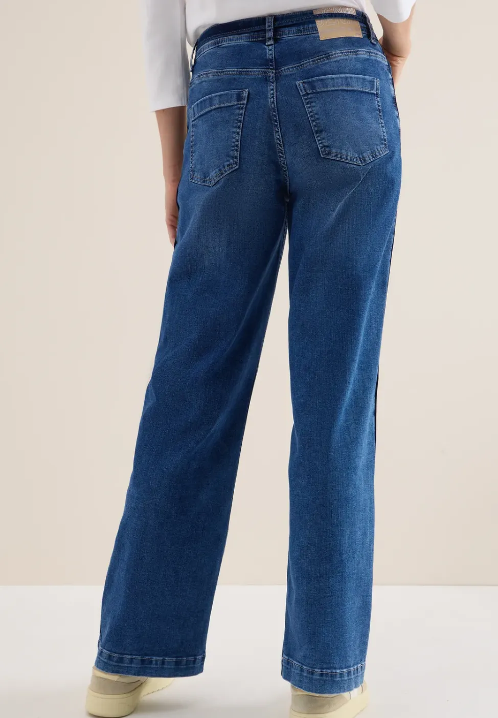 Jeans mit Gallonstreifen