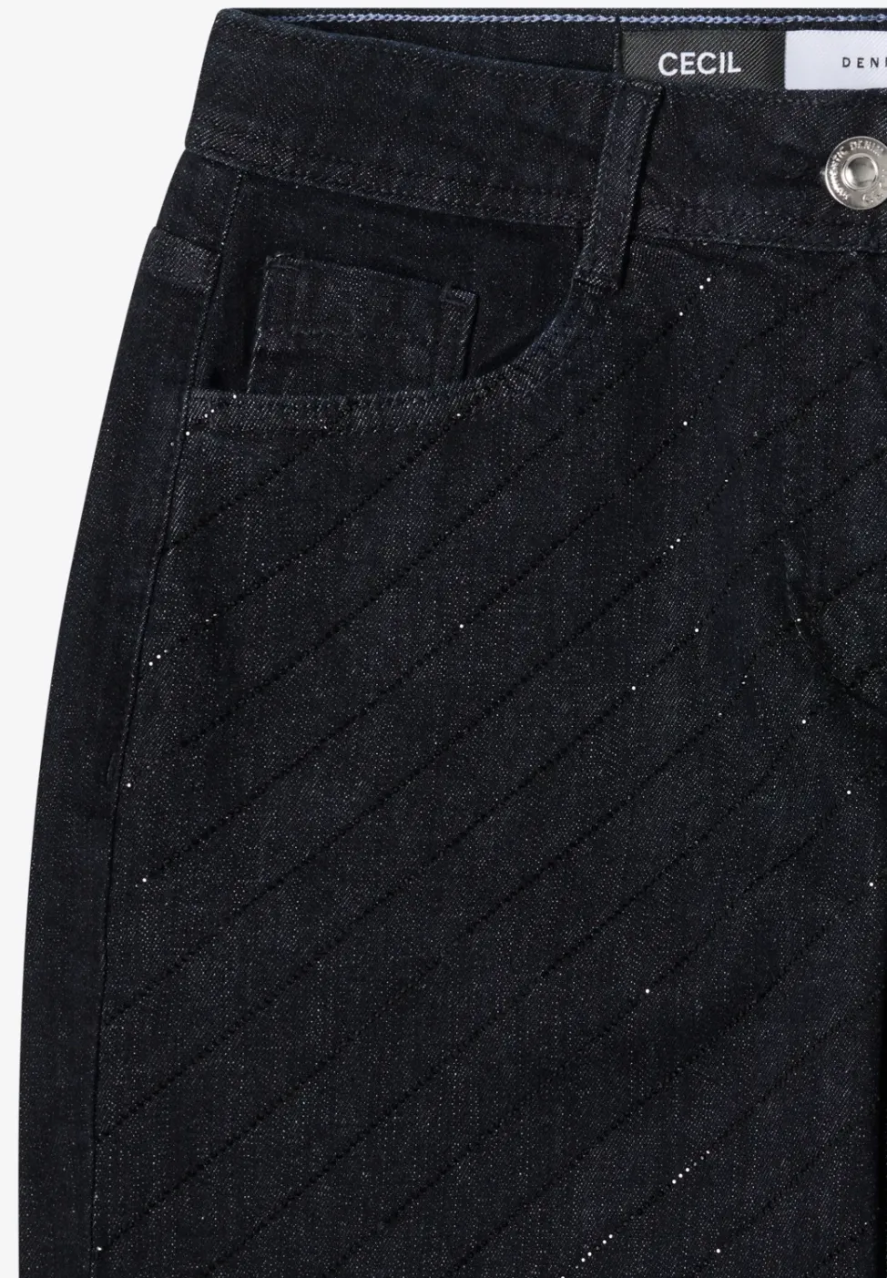 Jeans mit Schmucksteinen